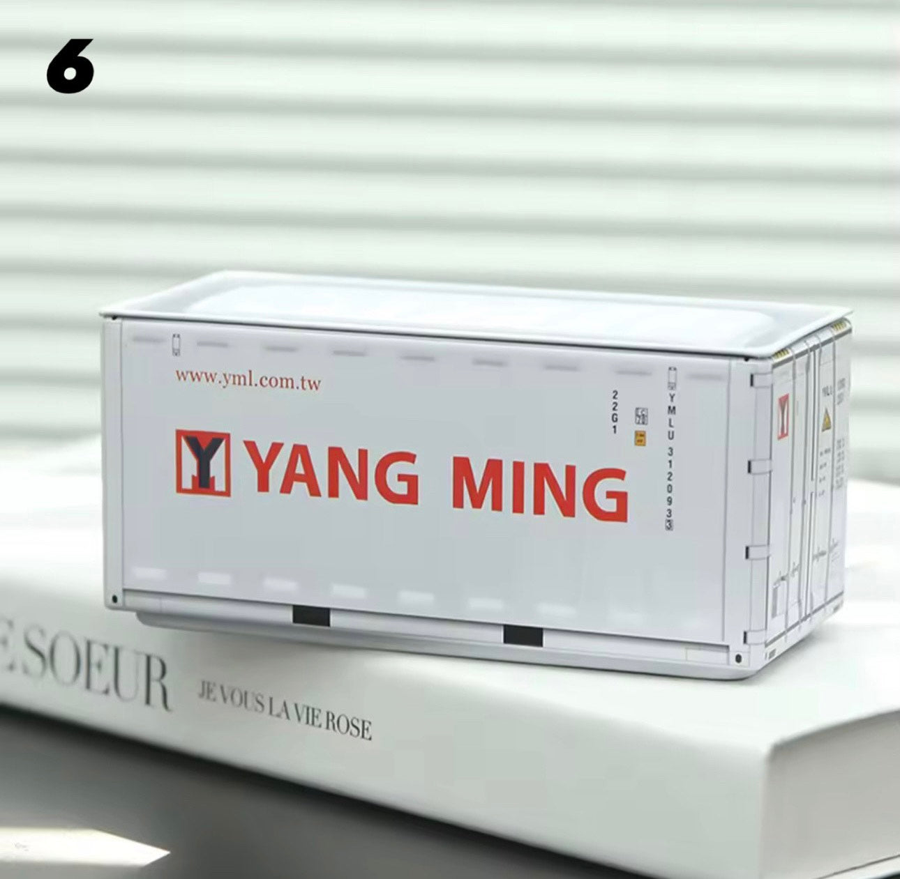 Mini Contenedor Marítimo Coleccionable